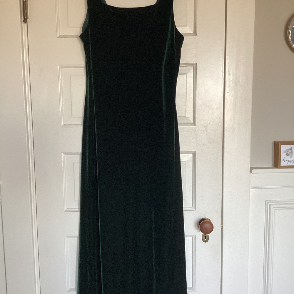 Vintage NWT Velveteen  maxi hunter green sleeveless size 12 or 14 wrinkle free